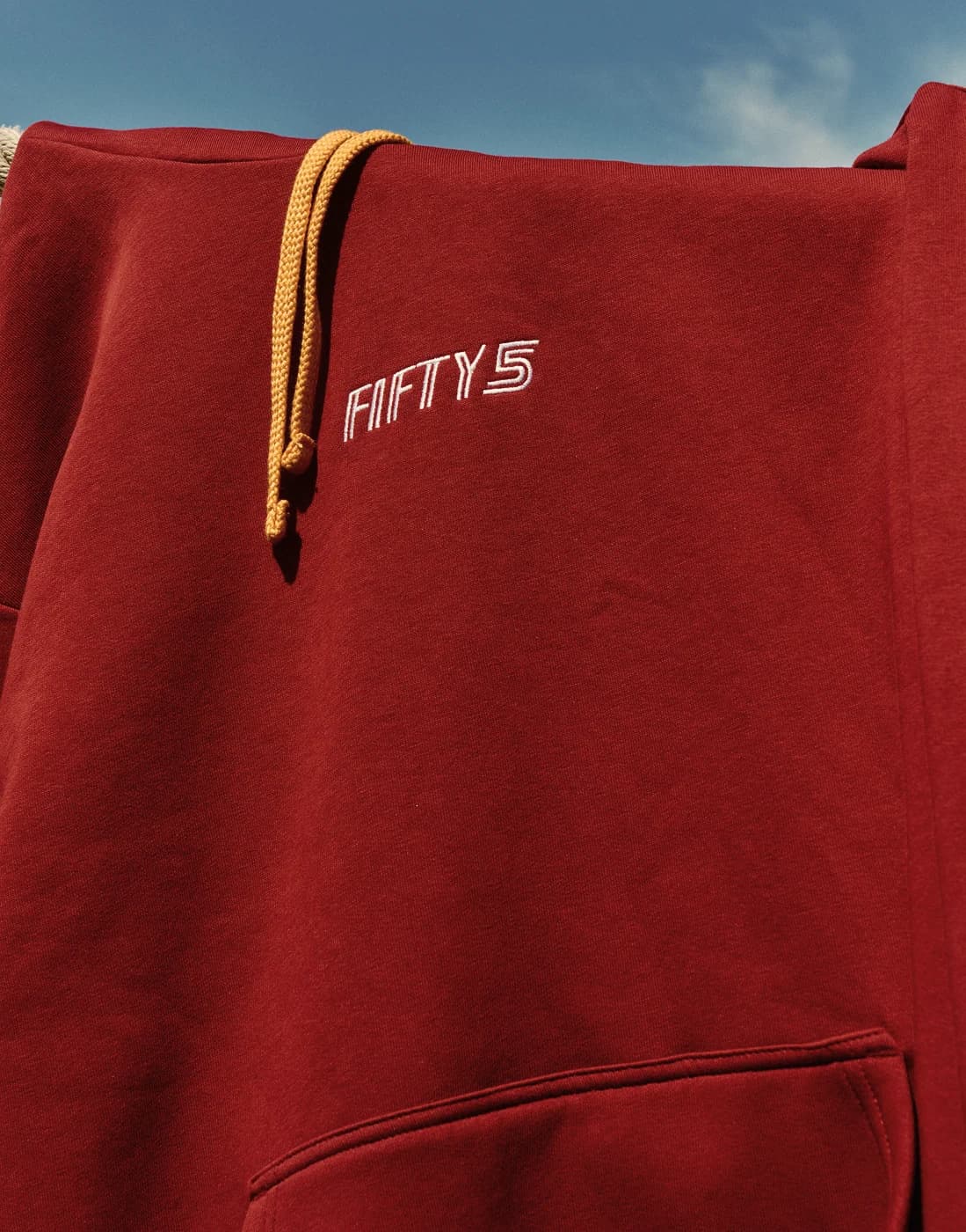 SUDADERA ROJA MADRID | TEAM FIFTY5 - MADRIDFIFTY5OSHOODIEHRD2