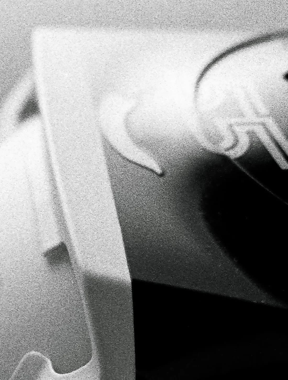Póster Miami casco en B&N - Miami_poster_of_Helmet_back_in_B_W_from_Fifty_Five-5_bd183680-87f4-4ee2-b7da-4d8621b5f762