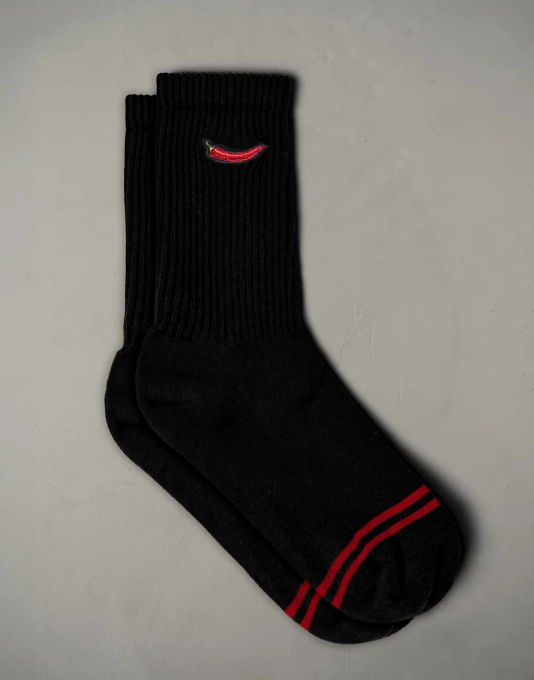 Calcetines Chili Bordados Negro/Rojo - SAIN-242566_02
