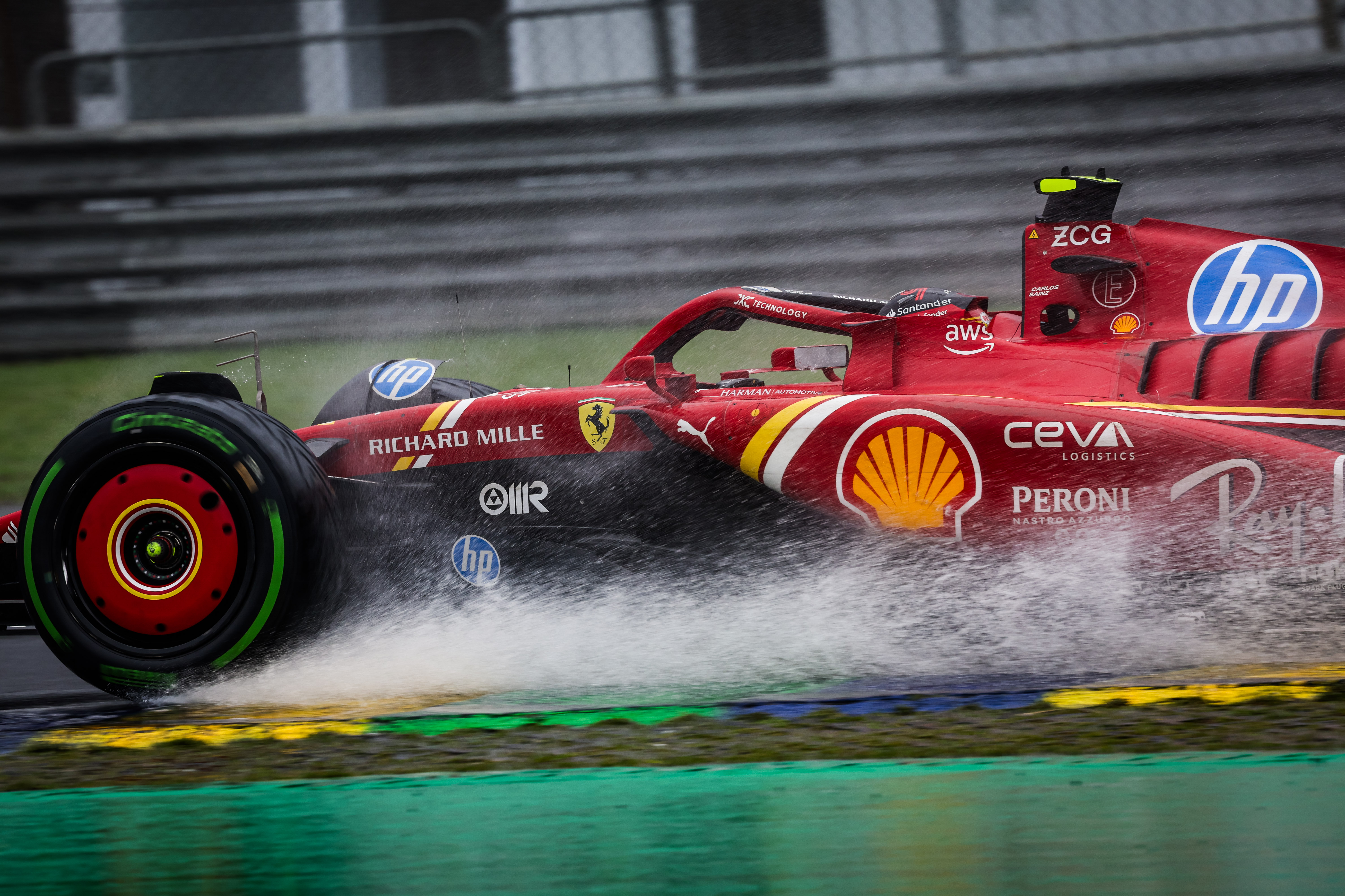 Carlos Sainz, Ferrari SF-24 in rain